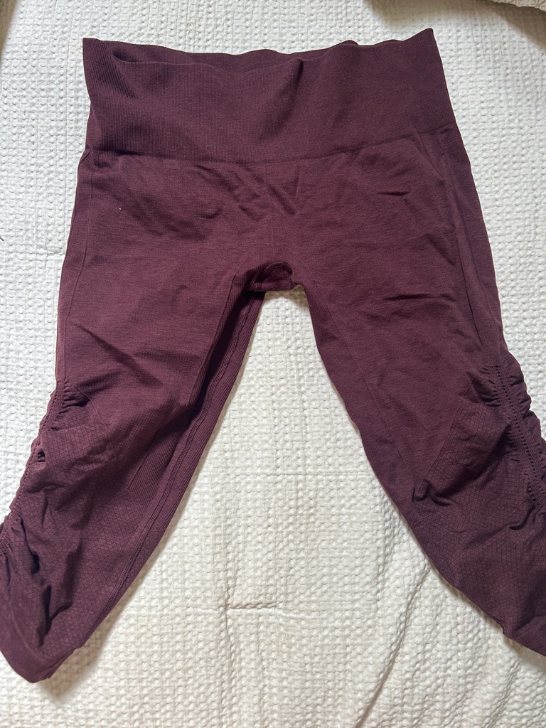 Lululemon Burgundy Ruched Capri Active Leggings